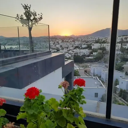 Dreamy With Sea View And Pool In Bodrum