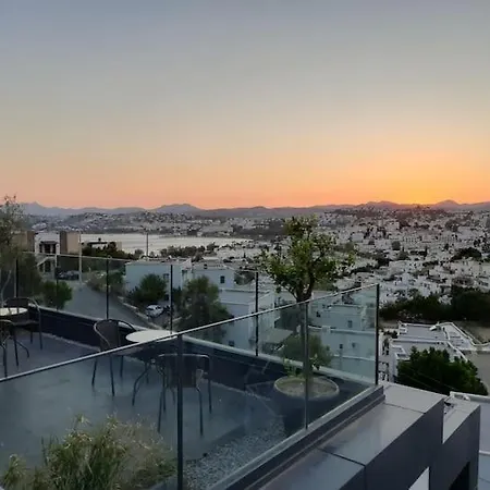 Апартаменты Dreamy With Sea View And Pool In